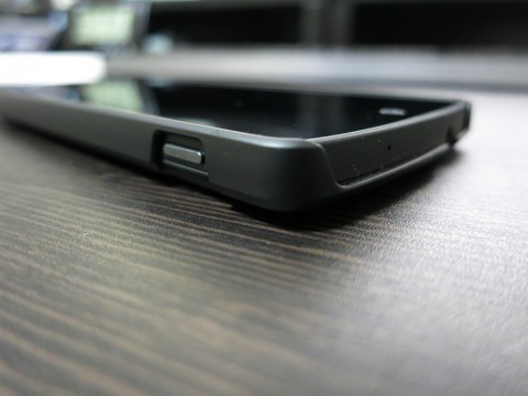 nexus5_spigen-5